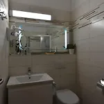 And Kod Eli Ravna Gora