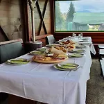 And Kod Eli Πανσιόν 4*