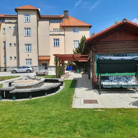 And Kod Eli Ravna Gora