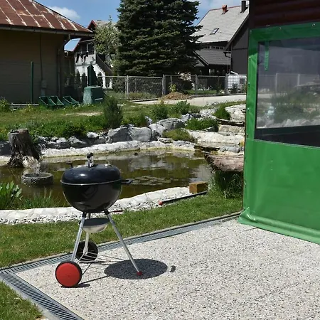 And Kod Eli Ravna Gora